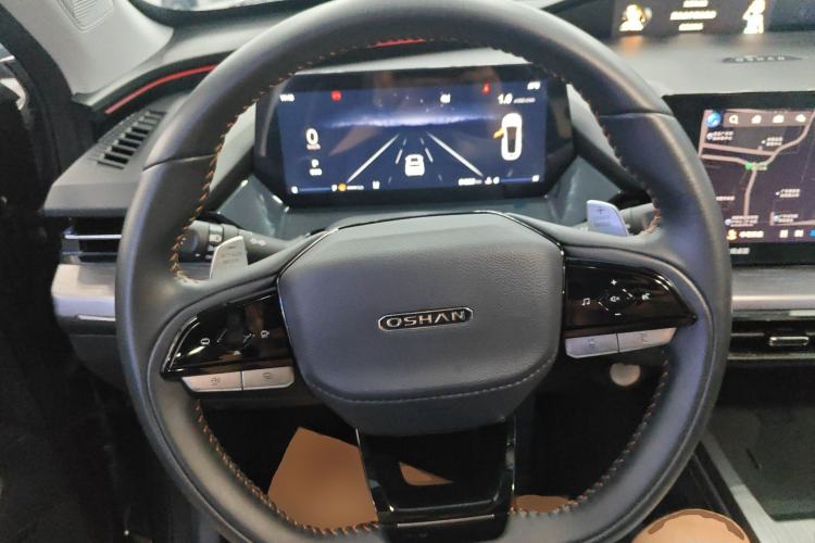Used CHANGAN OSHAN Z6 2023 Blue Whale 1.5T DCT Smart Edition Steering Wheel