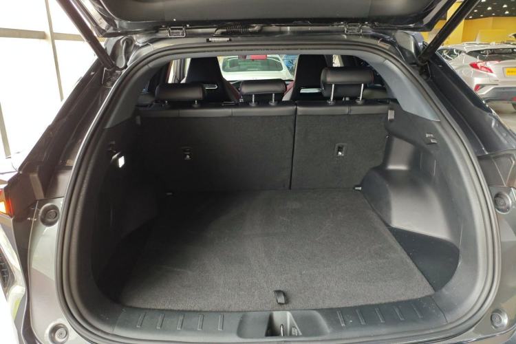 Used CHANGAN OSHAN Z6 2023 Blue Whale 1.5T DCT Smart Luxury Model Trunk