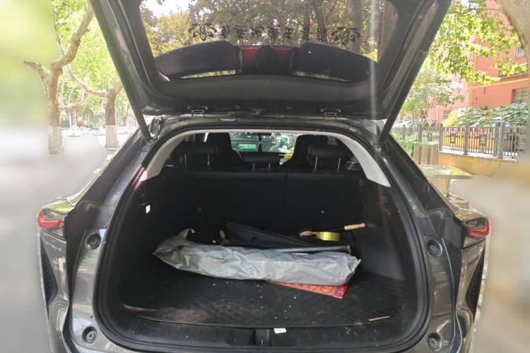 Used CHANGAN OSHAN Z6 2023 Blue Whale 1.5T DCT Smart Edition Trunk