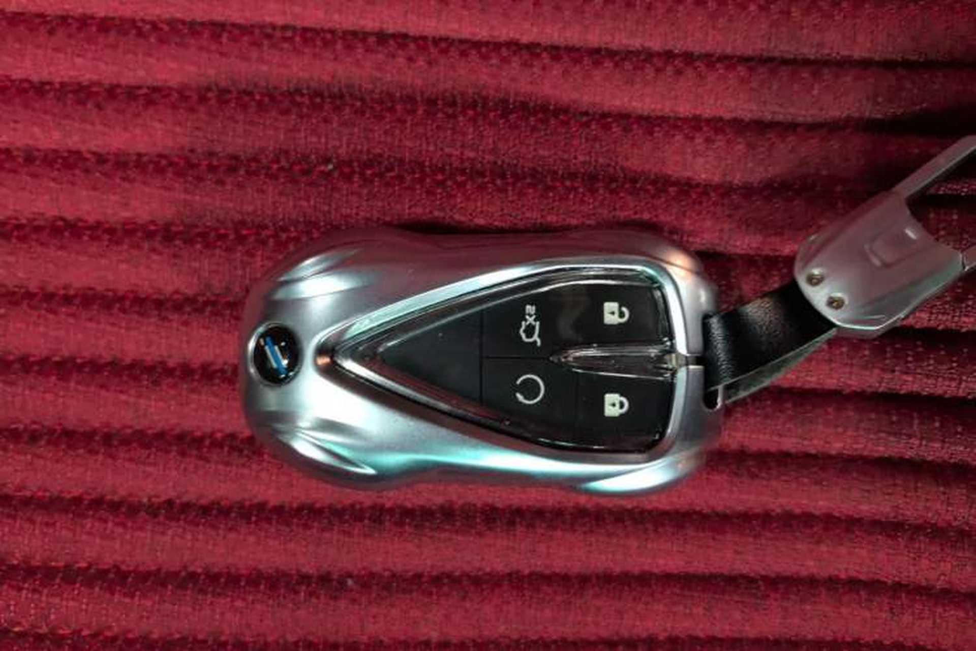 Used CHANGAN OSHAN Z6 2023 Blue Whale 1.5T DCT Smart Luxury Model Vehicle Key