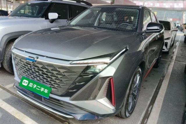Used CHANGAN OSHAN Z6 2023 Blue Whale 1.5T DCT Smart-Led City Edition