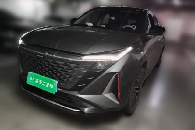 Ojetý CHANGAN OSHAN Z6 2023 Blue Whale 1.5T DCT Smart-Led City Edition