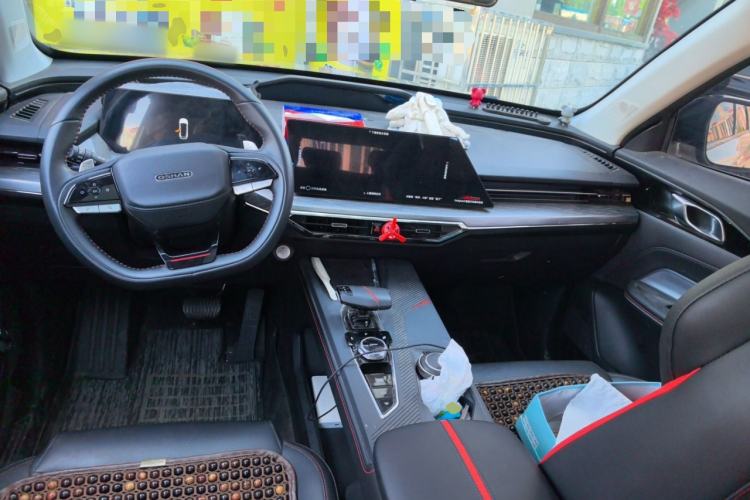 Used CHANGAN OSHAN Z6 2023 Blue Whale 1.5T DCT Smart Edition Center Console