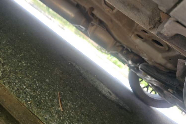 Used CHANGAN OSHAN Z6 2023 Blue Whale 2.0T Automatic Zhiyuan Model Chassis Front Right