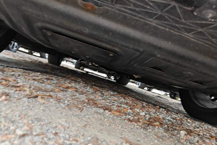 Used CHANGAN OSHAN Z6 2023 Blue Whale 1.5T DCT Smart Edition Chassis Front