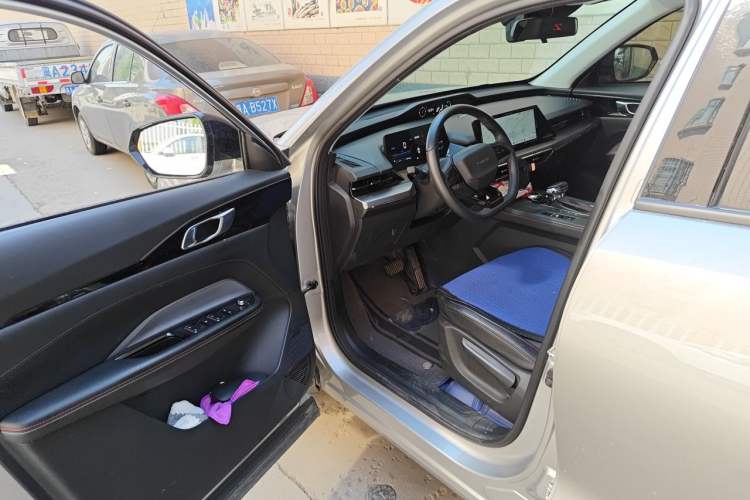 Used CHANGAN OSHAN Z6 2023 Blue Whale 1.5T DCT Smart Enjoyment Model Driver Seat