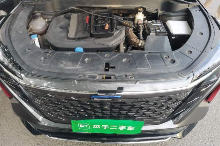 Used CHANGAN OSHAN Z6 2023 Blue Whale 1.5T DCT Smart Luxury Model Engine Bay