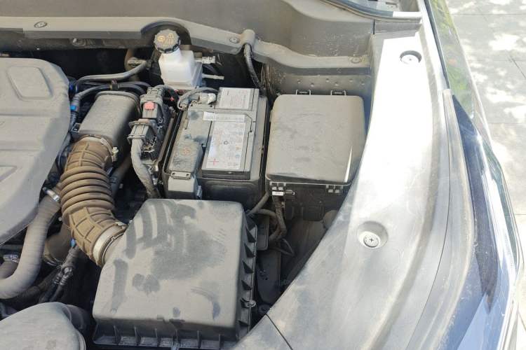 Used CHANGAN OSHAN Z6 2023 Blue Whale 1.5T DCT Smart Edition Engine Bay Left