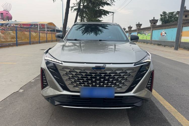 Used CHANGAN OSHAN Z6 2023 Blue Whale 1.5T DCT Smart Edition Exterior 1