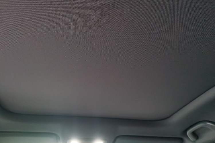 Used CHANGAN OSHAN Z6 2023 Blue Whale 1.5T DCT Smart Luxury Model Headliner