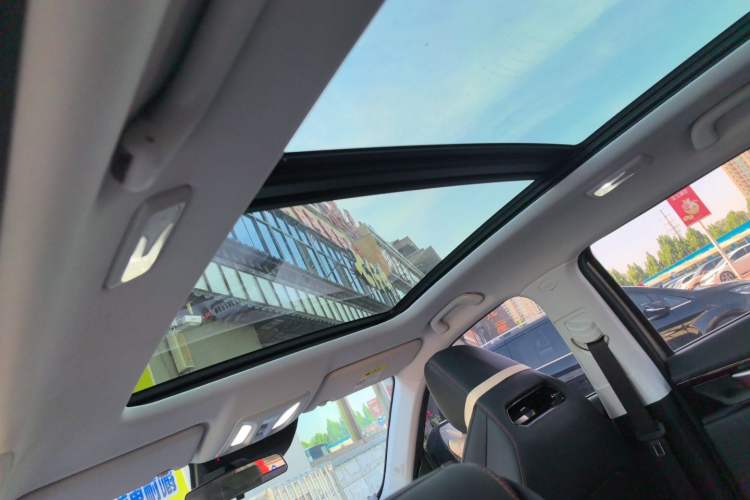 Used CHANGAN OSHAN Z6 2023 Blue Whale 1.5T DCT Smart Edition Headliner