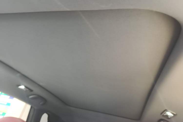 Used CHANGAN OSHAN Z6 2023 Blue Whale 1.5T DCT Smart Luxury Model Headliner