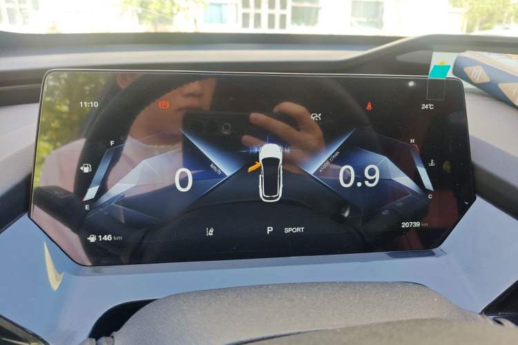 Used CHANGAN OSHAN Z6 2023 Blue Whale 1.5T DCT Smart Edition Instrument Cluster