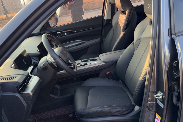 Used CHANGAN OSHAN Z6 2023 Blue Whale 1.5T DCT Smart Edition Left Front Seat