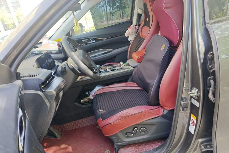 Used CHANGAN OSHAN Z6 2023 Blue Whale 1.5T DCT Smart Edition Left Front Seat