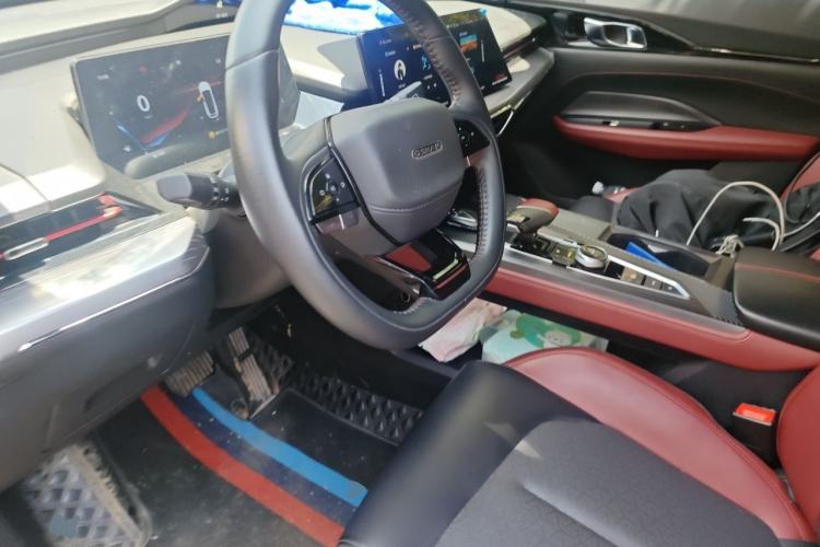 Used CHANGAN OSHAN Z6 2023 Blue Whale 2.0T Automatic Zhiyuan Model Left Front Seat