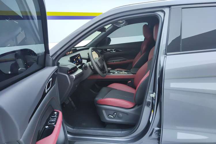 Used CHANGAN OSHAN Z6 2023 Blue Whale 1.5T DCT Luxury Model Left Front Seat