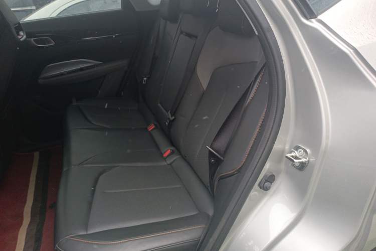 Used CHANGAN OSHAN Z6 2023 Blue Whale 1.5T DCT Smart Edition Left Rear Seat