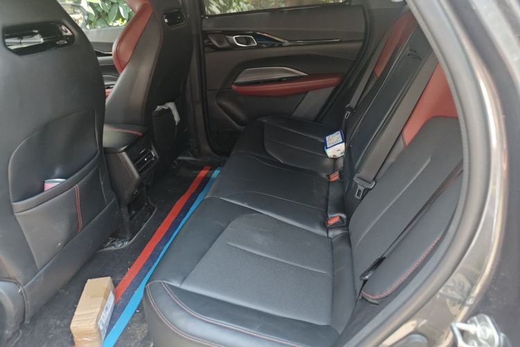 Used CHANGAN OSHAN Z6 2023 Blue Whale 2.0T Automatic Zhiyuan Model Left Rear Seat