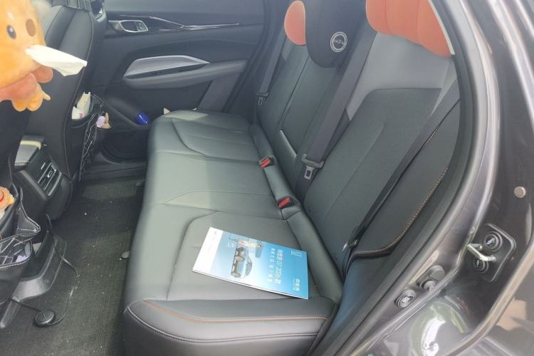 Used CHANGAN OSHAN Z6 2023 Blue Whale 1.5T DCT Smart Navigation Model Left Rear Seat