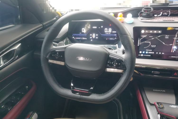 Used CHANGAN OSHAN Z6 2023 Blue Whale 1.5T DCT Smart Luxury Model Steering Wheel
