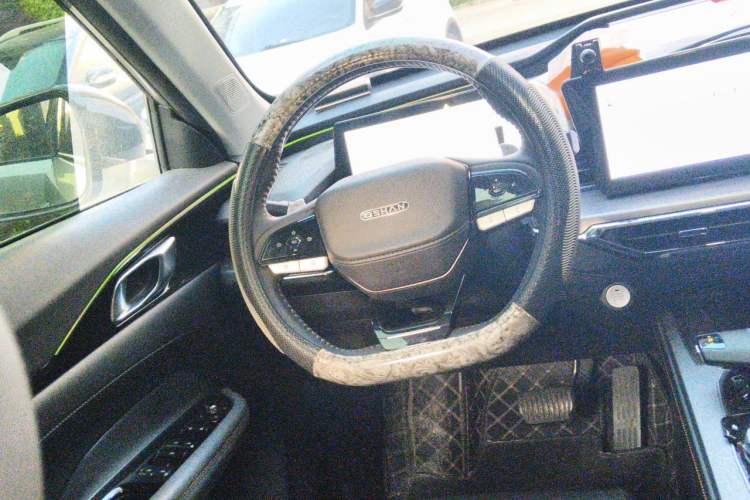 Used CHANGAN OSHAN Z6 2023 Blue Whale 1.5T DCT Smart Edition Steering Wheel