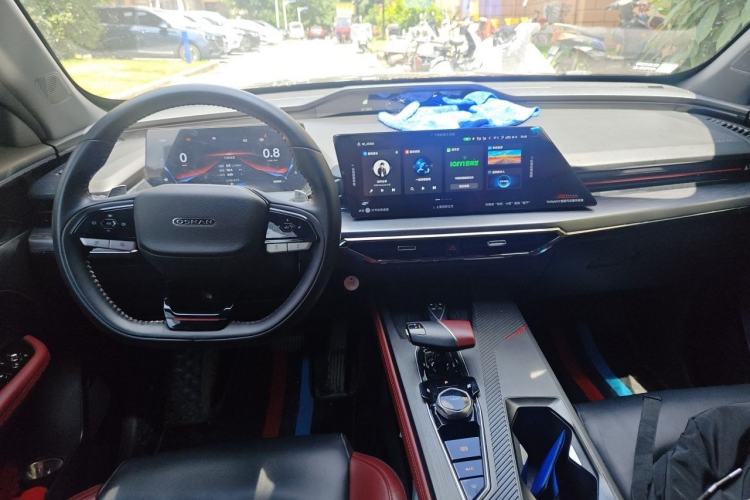 Used CHANGAN OSHAN Z6 2023 Blue Whale 2.0T Automatic Zhiyuan Model Steering Wheel