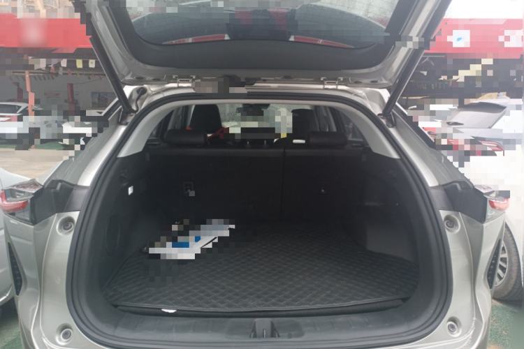 Used CHANGAN OSHAN Z6 2023 Blue Whale 1.5T DCT Smart Edition Trunk