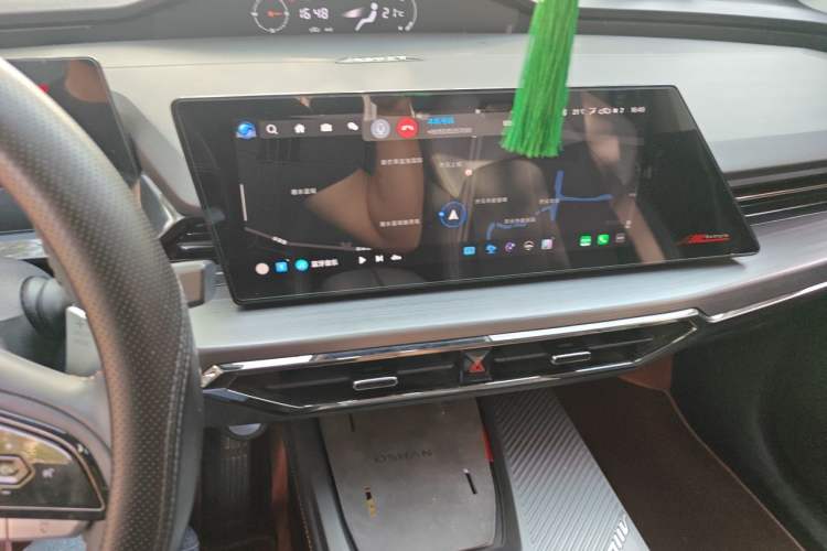 Used CHANGAN OSHAN Z6 2023 Blue Whale 1.5T DCT Luxury Model Audio And AC Panel