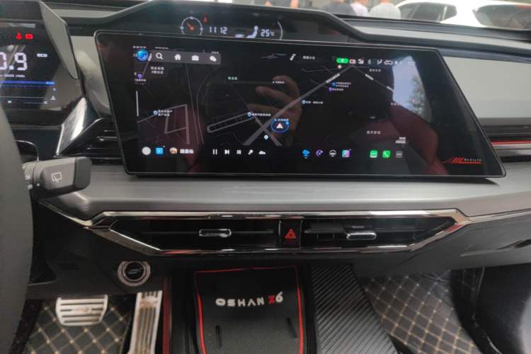 Used CHANGAN OSHAN Z6 2023 Blue Whale 1.5T DCT Smart Luxury Model Audio And AC Panel