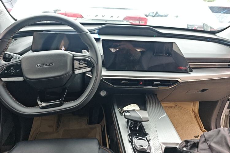 Used CHANGAN OSHAN Z6 2023 Blue Whale 1.5T DCT Luxury Model Center Console