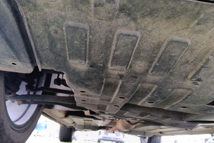Used CHANGAN OSHAN Z6 2023 Blue Whale 1.5T DCT Smart Edition Chassis Front Right
