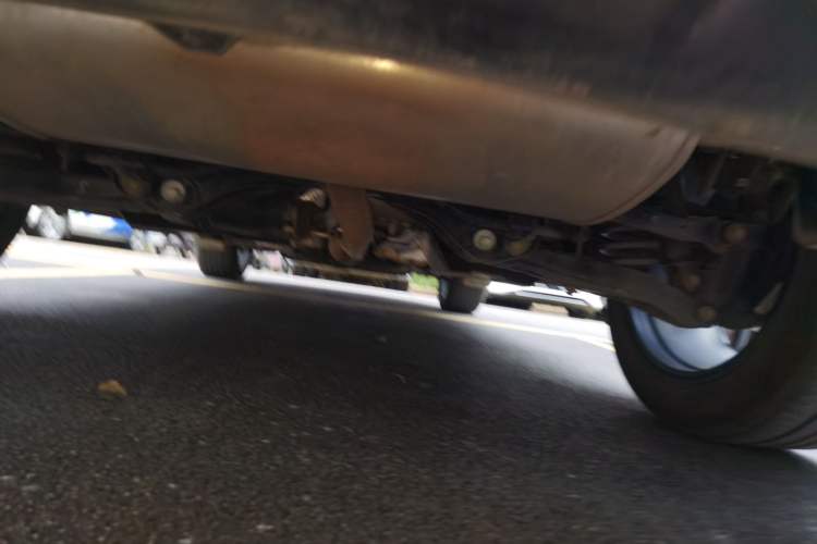 Used CHANGAN OSHAN Z6 2023 Blue Whale 1.5T DCT Smart Edition Chassis Rear