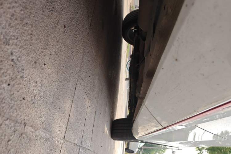 Used CHANGAN OSHAN Z6 2023 Blue Whale 1.5T DCT Luxury Model Chassis Rear Right
