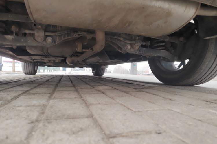 Used CHANGAN OSHAN Z6 2023 Blue Whale 1.5T DCT Smart Navigation Model Chassis Rear
