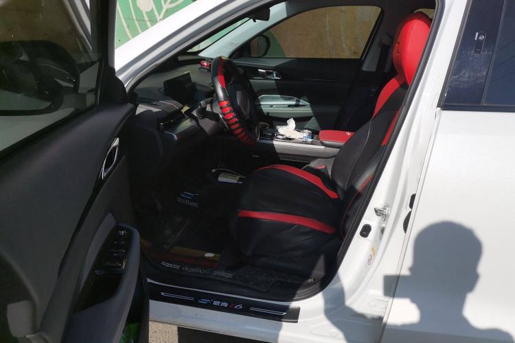 Used CHANGAN OSHAN Z6 2023 Blue Whale 1.5T DCT Smart Navigation Model Driver Seat