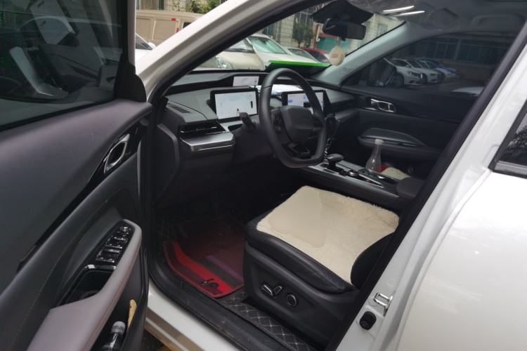 Used CHANGAN OSHAN Z6 2023 Blue Whale 1.5T DCT Smart Edition Driver Seat