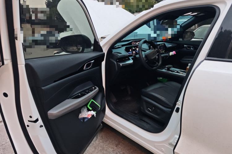 Used CHANGAN OSHAN Z6 2023 Blue Whale 1.5T DCT Luxury Model Driver Seat