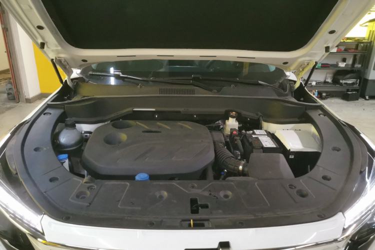 Used CHANGAN OSHAN Z6 2023 Blue Whale 1.5T DCT Smart Edition Engine Bay