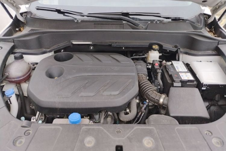 Used CHANGAN OSHAN Z6 2023 Blue Whale 1.5T DCT Smart-Led City Edition Engine Bay