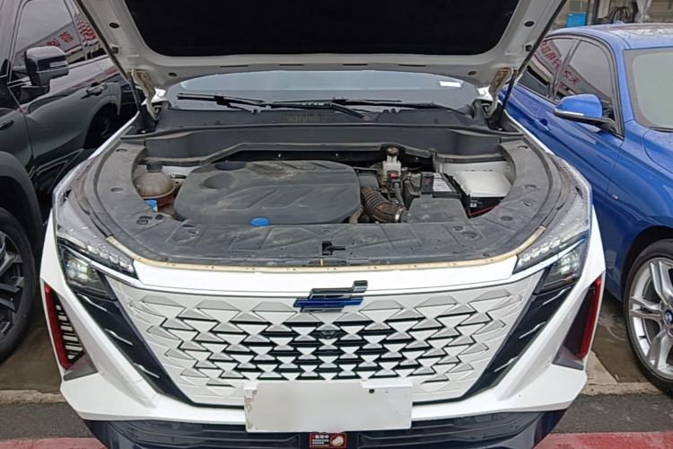 Used CHANGAN OSHAN Z6 2023 Blue Whale 1.5T DCT Smart Edition Engine Bay