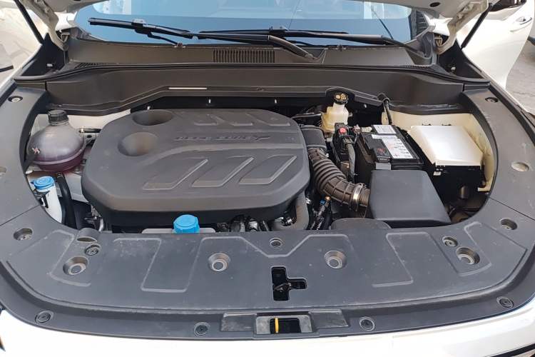Used CHANGAN OSHAN Z6 2023 Blue Whale 1.5T DCT Smart Edition Engine Bay