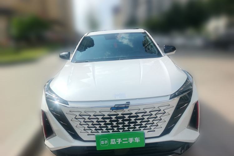 Used CHANGAN OSHAN Z6 2023 Blue Whale 1.5T DCT Smart Luxury Model Exterior 1