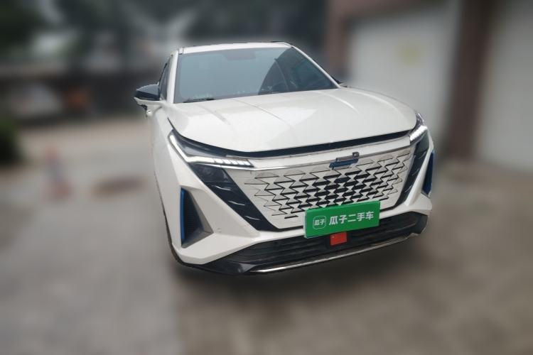 Used CHANGAN OSHAN Z6 2023 Blue Whale 1.5T DCT Smart Luxury Model Front Right 45 Deg