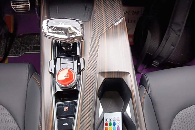 Used CHANGAN OSHAN Z6 2023 Blue Whale 1.5T DCT Smart Edition Gear Lever