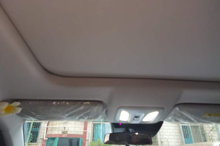 Used CHANGAN OSHAN Z6 2023 Blue Whale 1.5T DCT Smart Edition Headliner