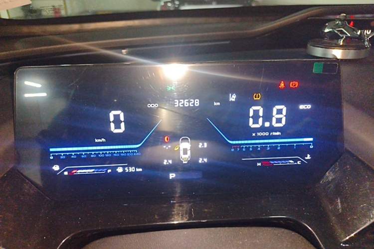Used CHANGAN OSHAN Z6 2023 Blue Whale 1.5T DCT Smart Luxury Model Instrument Cluster