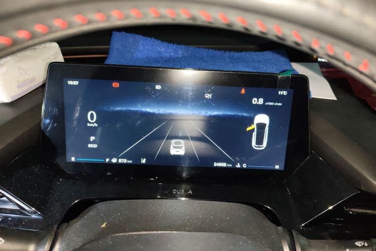 Used CHANGAN OSHAN Z6 2023 Blue Whale 1.5T DCT Smart-Led City Edition Instrument Cluster