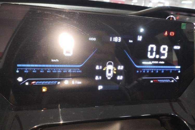 Used CHANGAN OSHAN Z6 2023 Blue Whale 1.5T DCT Smart Luxury Model Instrument Cluster