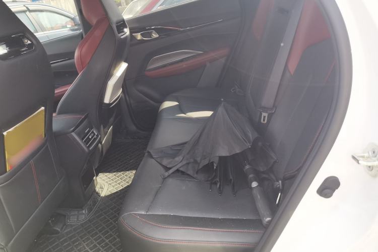 Used CHANGAN OSHAN Z6 2023 Blue Whale 1.5T DCT Smart Luxury Model Interior 4